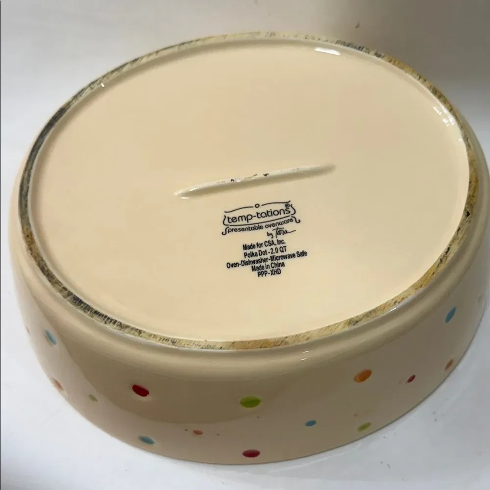 Temptations Tara 2 Qt Oven Ware Dish Polka Dot Cream Ceramic Chicken 4 Pieces